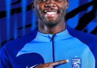 电竞竞猜-武汉三镇发布备战花絮，清晨主帅复盘，西甲任务艰巨，年轻球员得到机会(今天中甲武汉三镇战况)